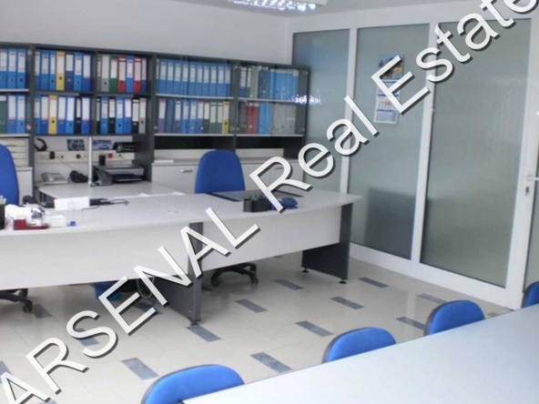 Дава се под наем Офис в София, Лозенец - 80 кв.м за 800 € - Снимка #1