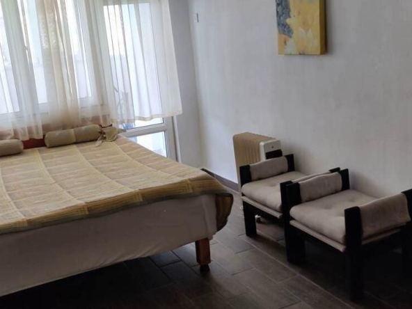 Дава се под наем Къща в Бургас, Меден рудник - зона А - 150 кв.м за 765 € - Снимка #1