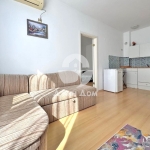 Двустаен апартамент в к.к. Слънчев бряг - 50 кв.м за 1160 €/кв.м - Снимка #1