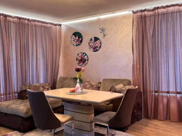 Дава се под наем Двустаен апартамент в Бургас, Сарафово - 60 кв.м за 561 € - Снимка #1