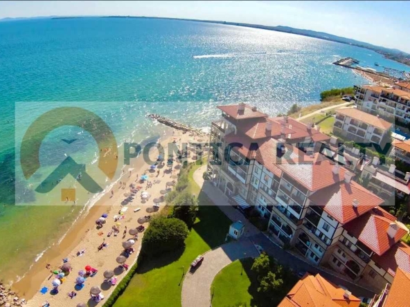 Двустаен апартамент в Свети Влас - 65 кв.м за 1339 €/кв.м - Снимка #1