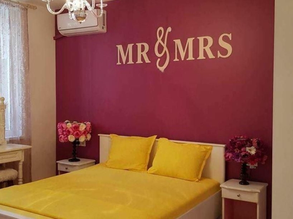 Дава се под наем Тристаен апартамент в Бургас, Лазур - 70 кв.м за 561 € - Снимка #1