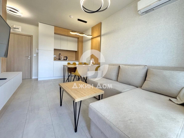 Двустаен апартамент в к.к. Слънчев бряг - 50 кв.м за 1173 €/кв.м - Снимка #1