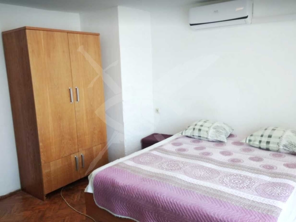 Дава се под наем Двустаен апартамент в Варна, ВИНС - 70 кв.м за 350 € - Снимка #1