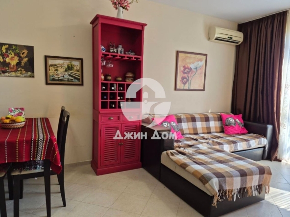 Двустаен апартамент в к.к. Слънчев бряг - 55 кв.м за 960 €/кв.м - Снимка #1