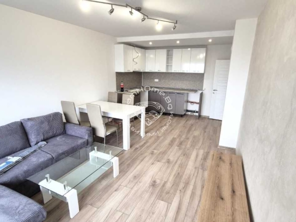 Тристаен апартамент в Варна, Младост 1 - 62 кв.м за 1936 €/кв.м - Снимка #1