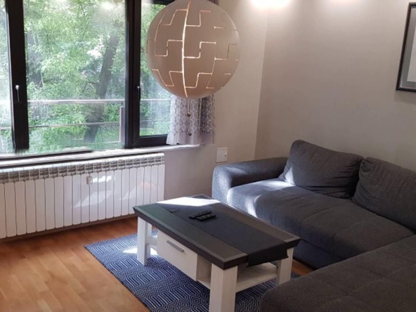 Дава се под наем Тристаен апартамент в София, Хиподрума - 85 кв.м за 850 € - Снимка #1