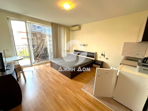 Едностаен апартамент в к.к. Слънчев бряг - 40 кв.м за 1075 €/кв.м - Снимка #1