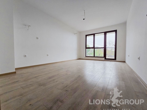 Тристаен апартамент в Варна, Бриз - 97 кв.м за 1315 €/кв.м - Снимка #1