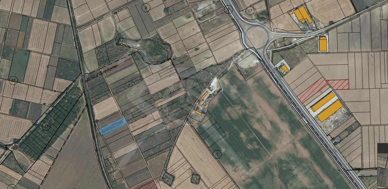 Земеделски имот в с. Певците, Област Пловдив -  кв.м за 1615 €/дка - Снимка #1