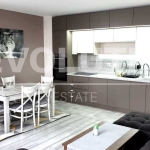 Дава се под наем Тристаен апартамент в Варна, Трошево - 105 кв.м за 947.58 € - Снимка #1