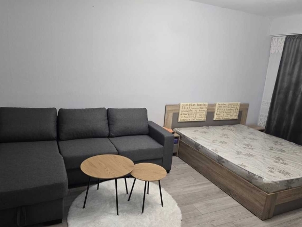 Дава се под наем Двустаен апартамент в Бургас, Изгрев - 48 кв.м за 178.5 € - Снимка #1