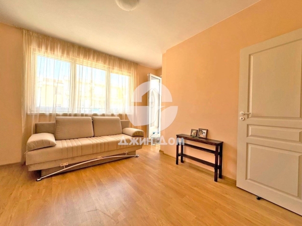 Тристаен апартамент в к.к. Слънчев бряг - 72 кв.м за 1389 €/кв.м - Снимка #1