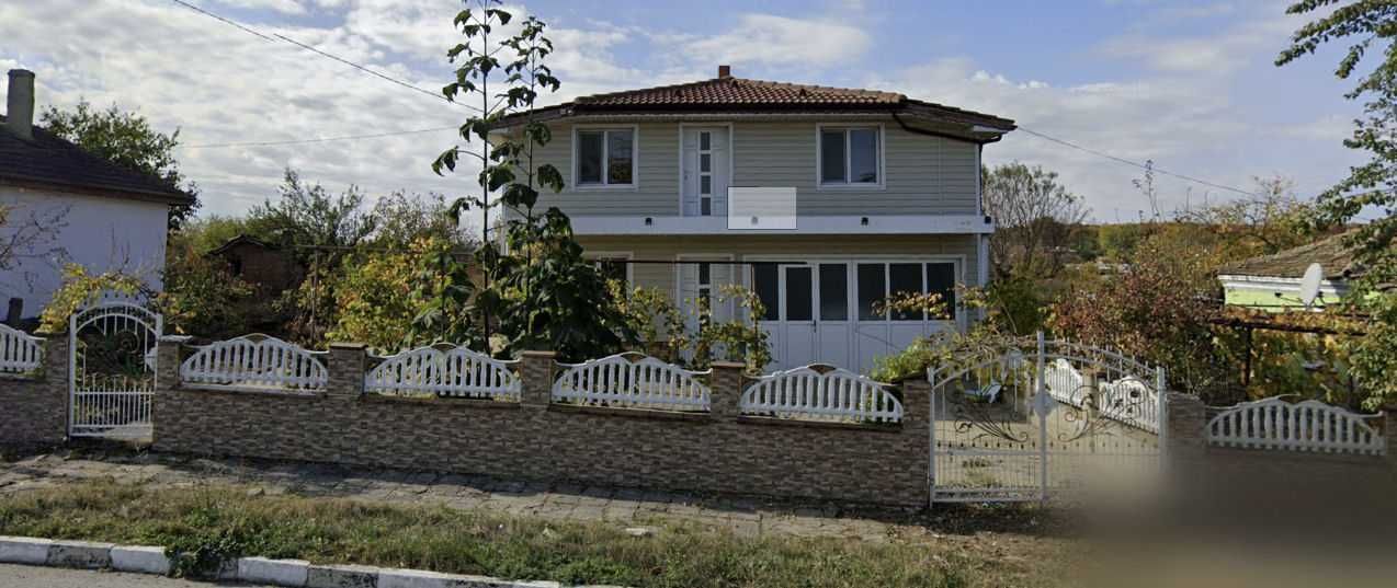 Къща в с. Карапелит, Област Добрич - 125 кв.м за 612 €/кв.м - Снимка #1