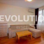 Дава се под наем Едностаен апартамент в Варна, Център - 50 кв.м за 500 € - Снимка #1