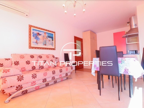 Дава се под наем Двустаен апартамент в Варна, м-т Евксиноград - 55 кв.м за 600 € - Снимка #1