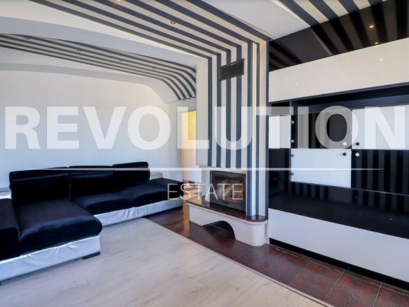 Дава се под наем Тристаен апартамент в Варна, Колхозен пазар - 69 кв.м за 450 € - Снимка #1