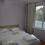 Дава се под наем Тристаен апартамент в Бургас, Лазур - 120 кв.м за 714 € - Снимка #1