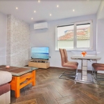 Дава се под наем Тристаен апартамент в Варна, Автогара - 90 кв.м за 700 € - Снимка #1