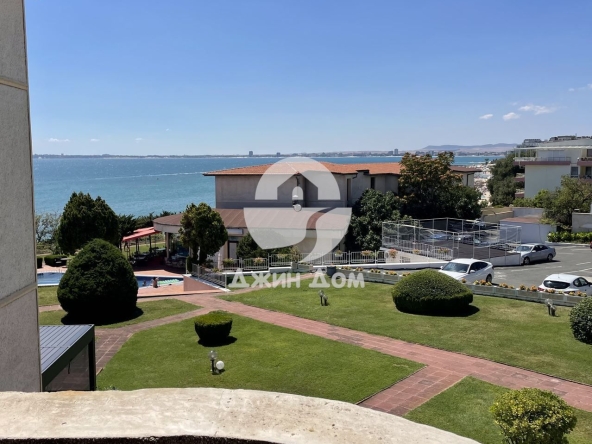 Тристаен апартамент в Свети Влас - 104 кв.м за 736 €/кв.м - Снимка #1