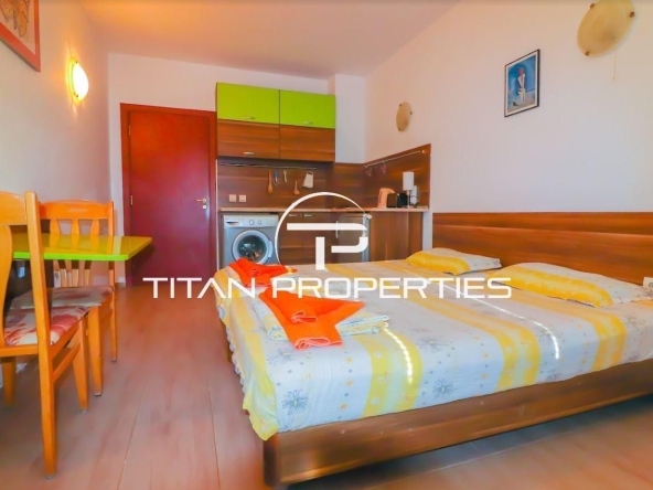 Дава се под наем Едностаен апартамент в к.к. Св.Св. Константин и Елена - 38 кв.м за 409 € - Снимка #1