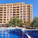 Едностаен апартамент в к.к. Златни пясъци - 62 кв.м за 751 €/кв.м - Снимка #1