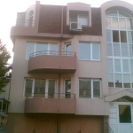 Тристаен апартамент в Свищов - 80 кв.м за 447 €/кв.м - Снимка #1