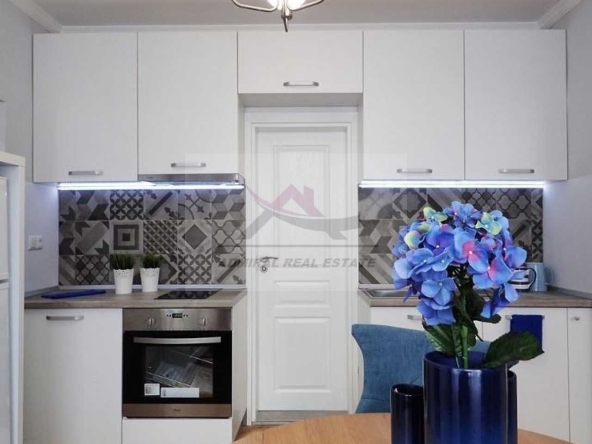 Дава се под наем Двустаен апартамент в Варна, Нептун - 60 кв.м за 500 € - Снимка #1