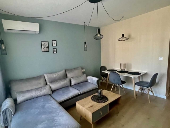 Дава се под наем Двустаен апартамент в Пловдив, Кършияка - 65 кв.м за 400 € - Снимка #1