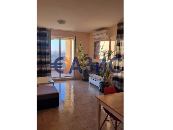 Двустаен апартамент в к.к. Слънчев бряг - 103 кв.м за 534 €/кв.м - Снимка #1