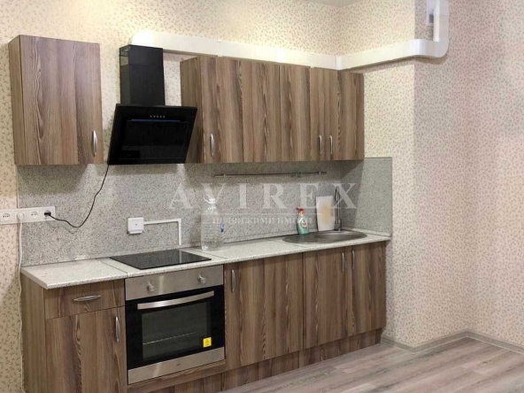 Дава се под наем Едностаен апартамент в Пловдив, Гагарин - 40 кв.м за 204 € - Снимка #1