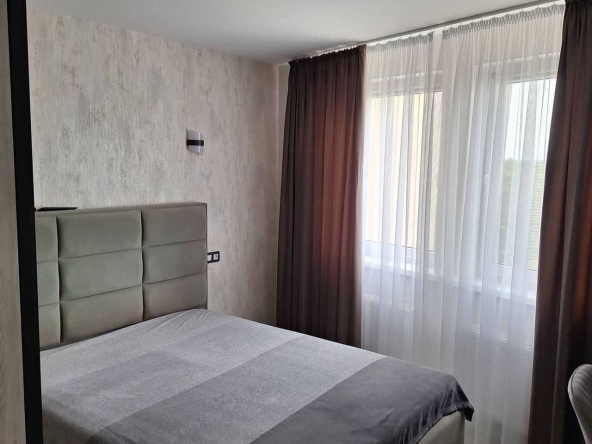 Дава се под наем Двустаен апартамент в София, Дружба 2 - 78 кв.м за 350 € - Снимка #1