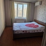 Дава се под наем Двустаен апартамент в София, Бенковски - 64 кв.м за 325 € - Снимка #1