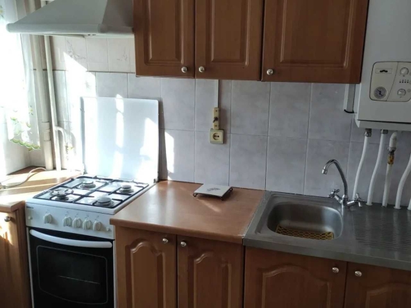 Дава се под наем Едностаен апартамент в София, Зона Б-18 - 42 кв.м за 357 € - Снимка #1