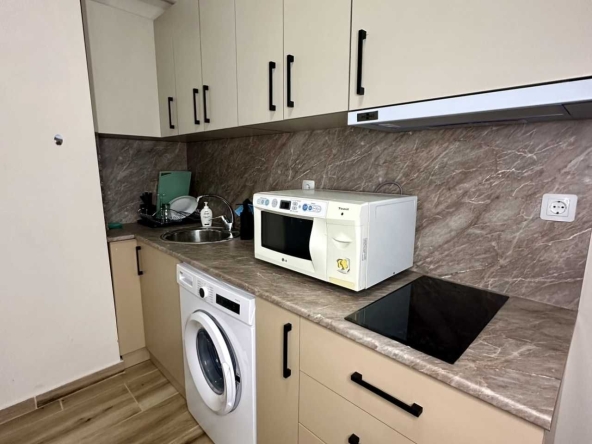 Тристаен апартамент в Пловдив, Беломорски - 105 кв.м за 1276 €/кв.м - Снимка #1