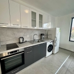 Дава се под наем Тристаен апартамент в Пловдив, Христо Смирненски - 95 кв.м за 448.8 € - Снимка #1