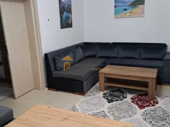 Дава се под наем Двустаен апартамент в Пловдив, Гагарин - 65 кв.м за 475 € - Снимка #1