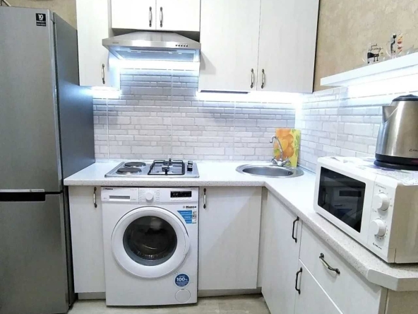 Дава се под наем Двустаен апартамент в София, Център - 55 кв.м за 458.49 € - Снимка #1