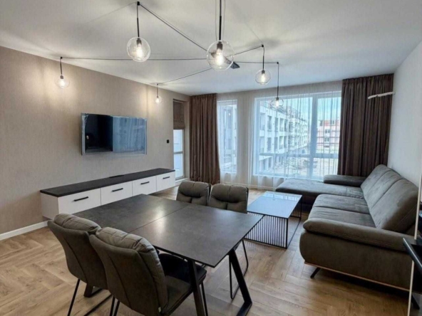 Двустаен апартамент в Пловдив, Остромила - 85 кв.м за 933 €/кв.м - Снимка #1
