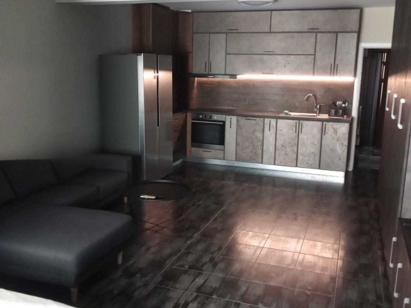 Дава се под наем Едностаен апартамент в Пловдив, Съдийски - 34 кв.м за 325 € - Снимка #1