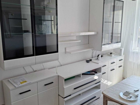 Тристаен апартамент в Пловдив, Център - 67 кв.м за 2239 €/кв.м - Снимка #1