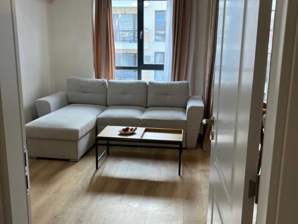 Тристаен апартамент в Пловдив, Младежки Хълм - 105 кв.м за 2380 €/кв.м - Снимка #1