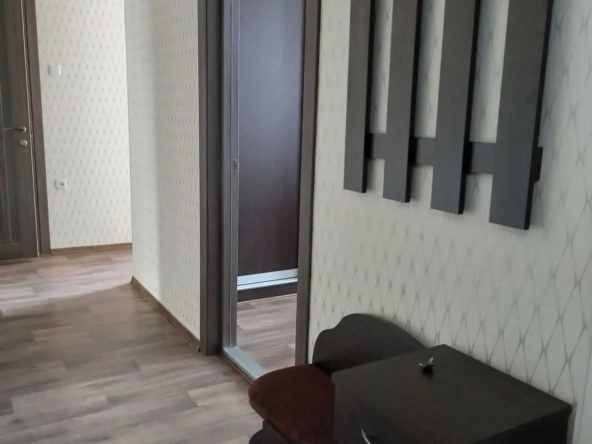 Дава се под наем Двустаен апартамент в София, Център - 63 кв.м за 397.8 € - Снимка #1