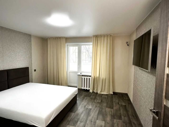 Дава се под наем Двустаен апартамент в София, Център - 56 кв.м за 397.8 € - Снимка #1