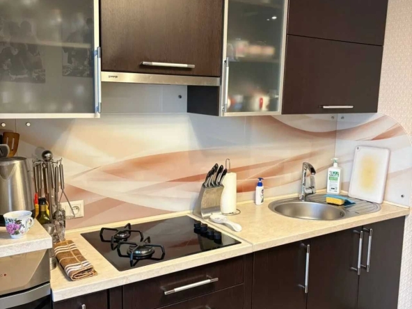 Дава се под наем Двустаен апартамент в София, Център - 56 кв.м за 382.5 € - Снимка #1