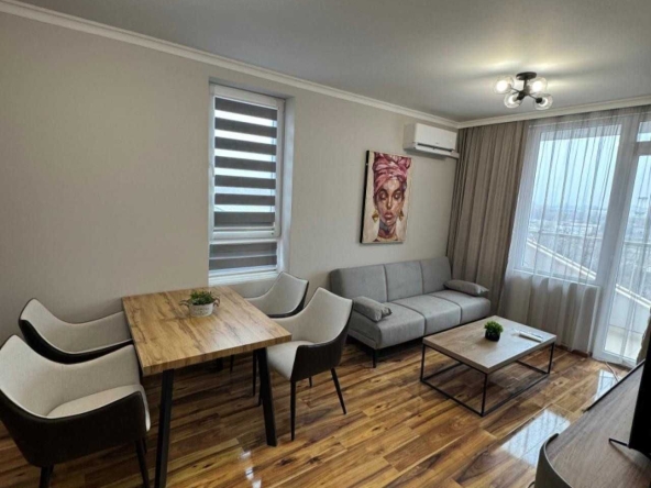 Тристаен апартамент в Пловдив, Съдийски - 73 кв.м за 1233 €/кв.м - Снимка #1