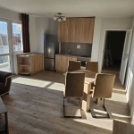 Двустаен апартамент в Пловдив, Остромила - 79 кв.м за 5 €/кв.м - Снимка #1