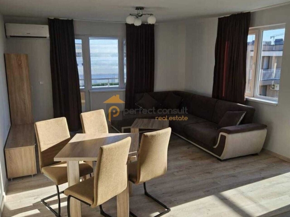 Дава се под наем Двустаен апартамент в Пловдив, Остромила - 79 кв.м за 375 € - Снимка #1