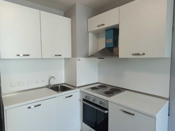 Дава се под наем Едностаен апартамент в София, Витоша - 45 кв.м за 385 € - Снимка #1