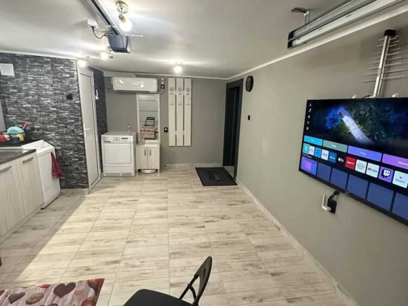 Едностаен апартамент в Пловдив, Център - 26 кв.м за 2077 €/кв.м - Снимка #1